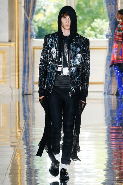 Look 82